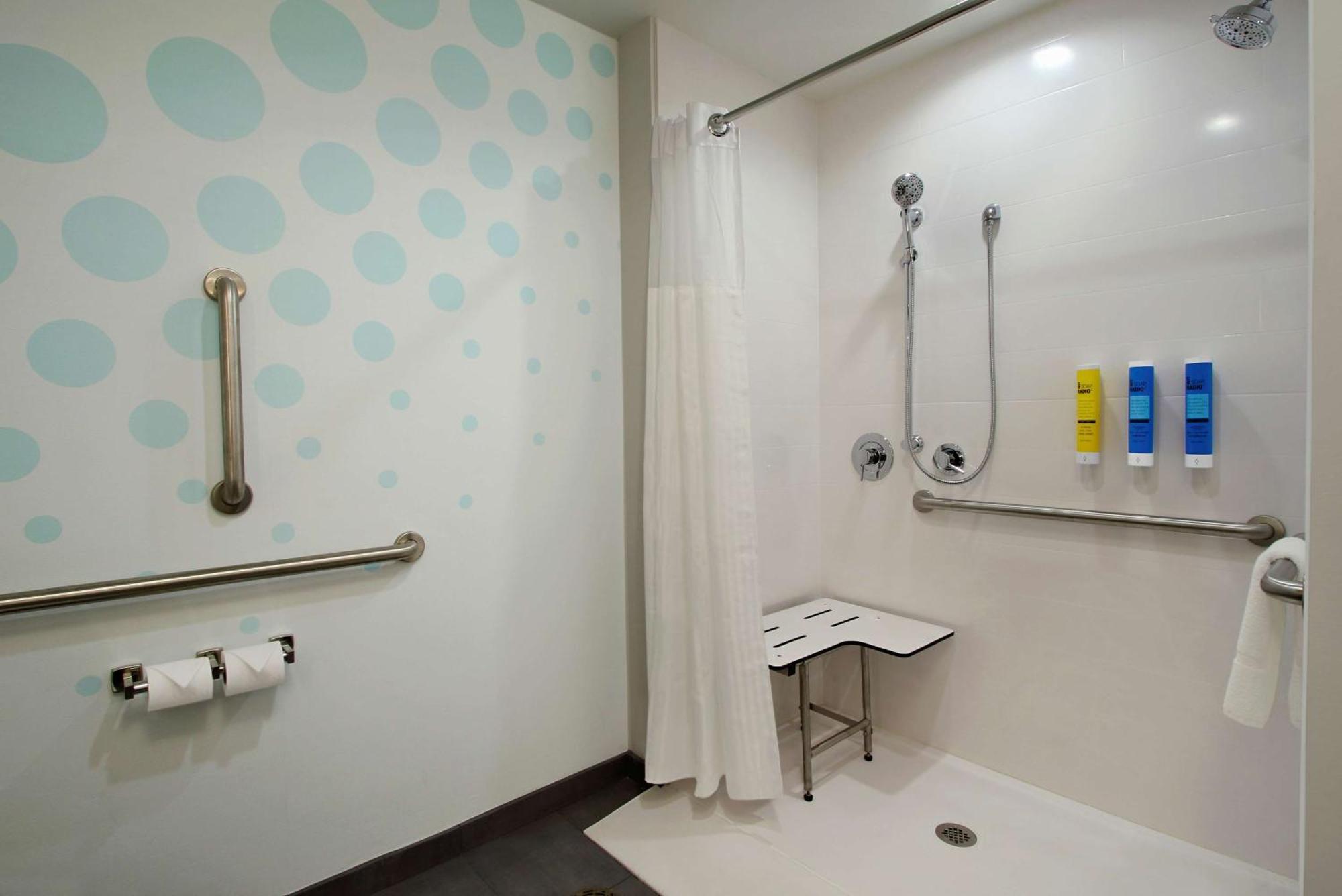 Tru By Hilton Columbus Airport Hotell Exteriör bild