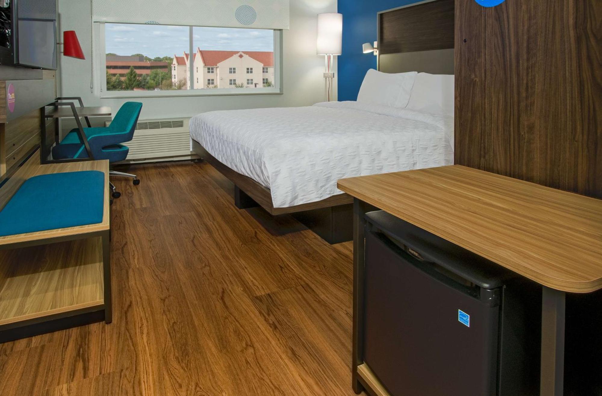 Tru By Hilton Columbus Airport Hotell Exteriör bild