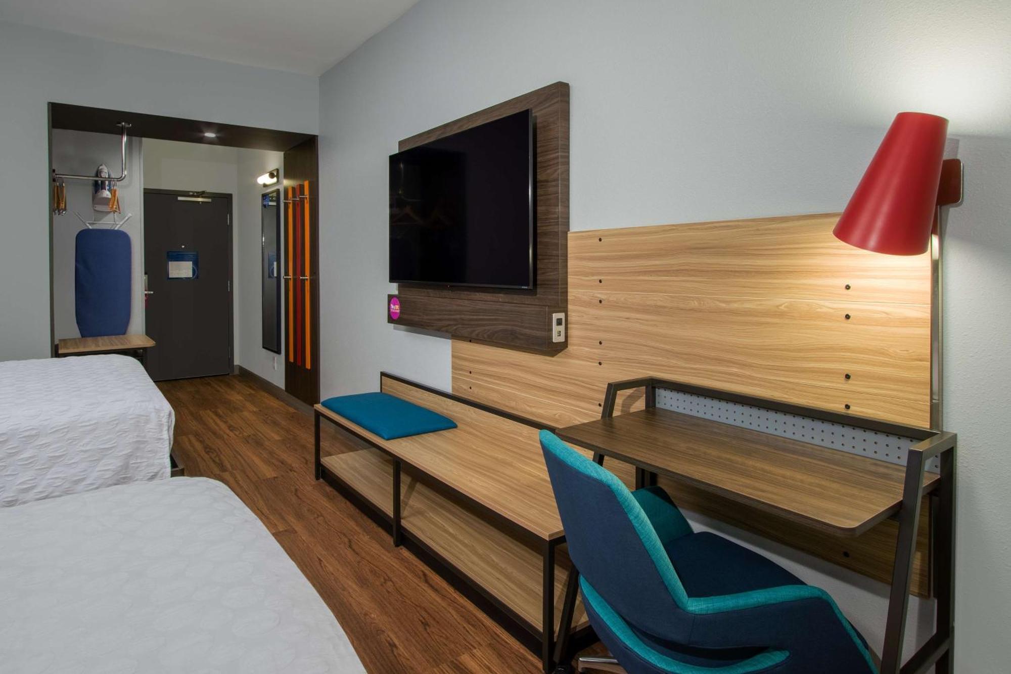 Tru By Hilton Columbus Airport Hotell Exteriör bild