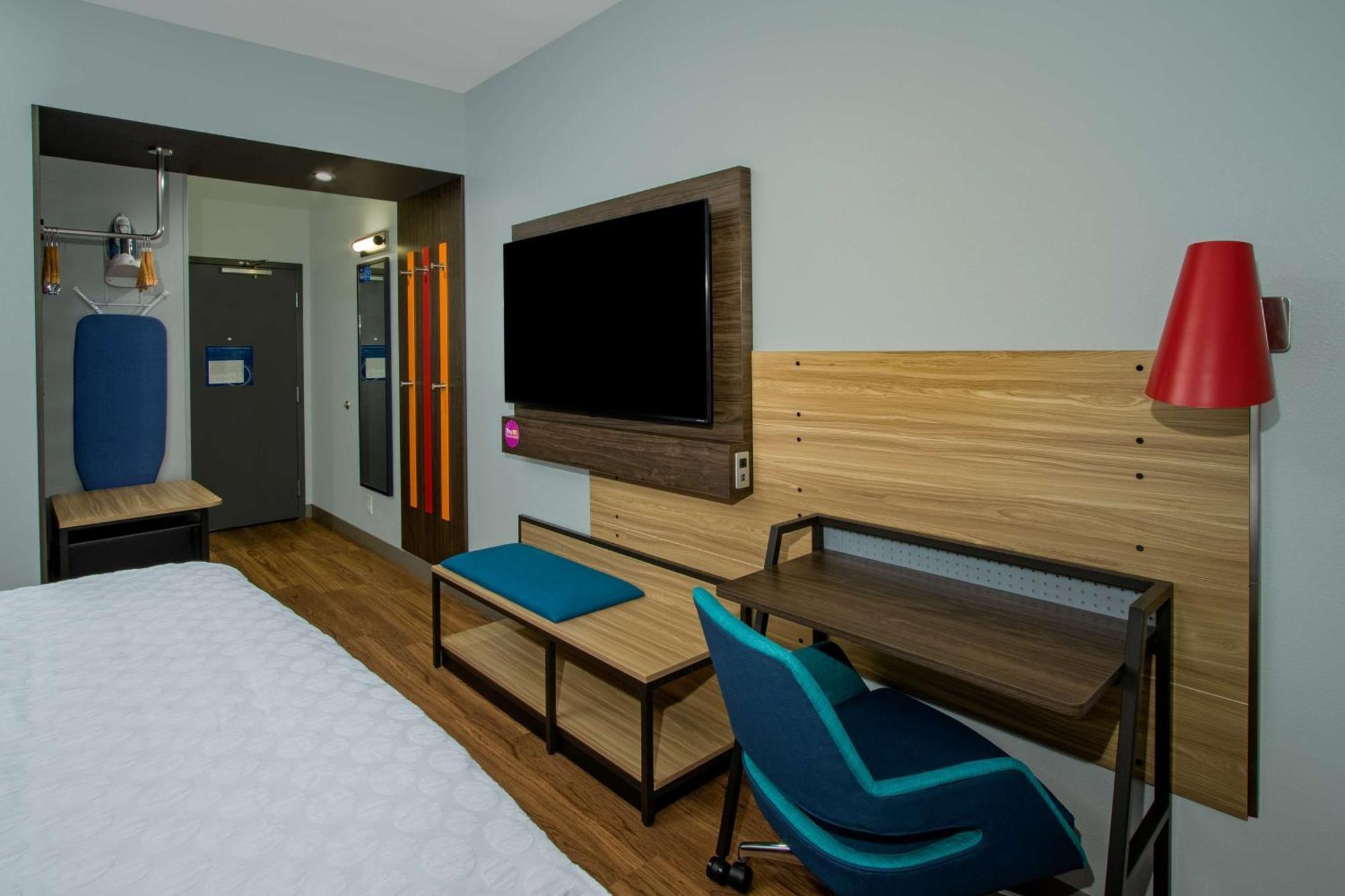 Tru By Hilton Columbus Airport Hotell Exteriör bild